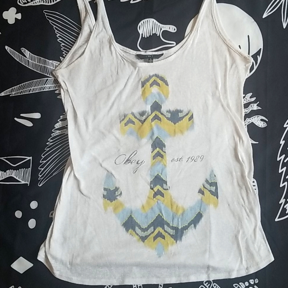 Small Obey tanktop
